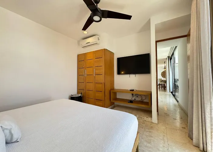 Casa vacanze Perfect For Couples, Comfy Bed, Pool & Gym!