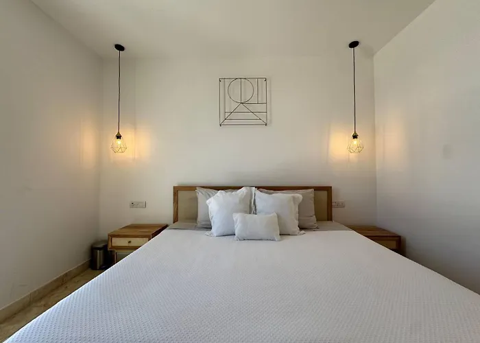 Perfect For Couples, Comfy Bed, Pool & Gym! Playa del Carmen