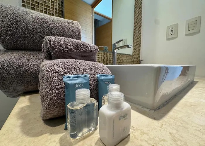 Perfect For Couples, Comfy Bed, Pool & Gym! Playa del Carmen