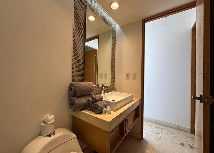 Casa vacanze Perfect For Couples, Comfy Bed, Pool & Gym! Playa del Carmen