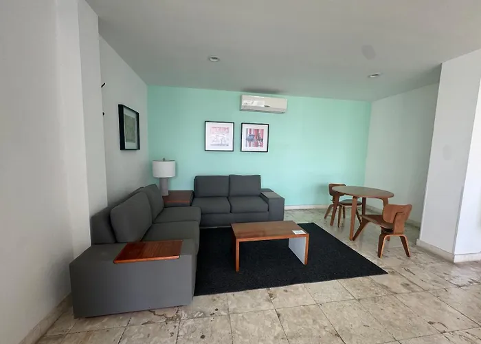 Casa vacanze Perfect For Couples, Comfy Bed, Pool & Gym! Playa del Carmen